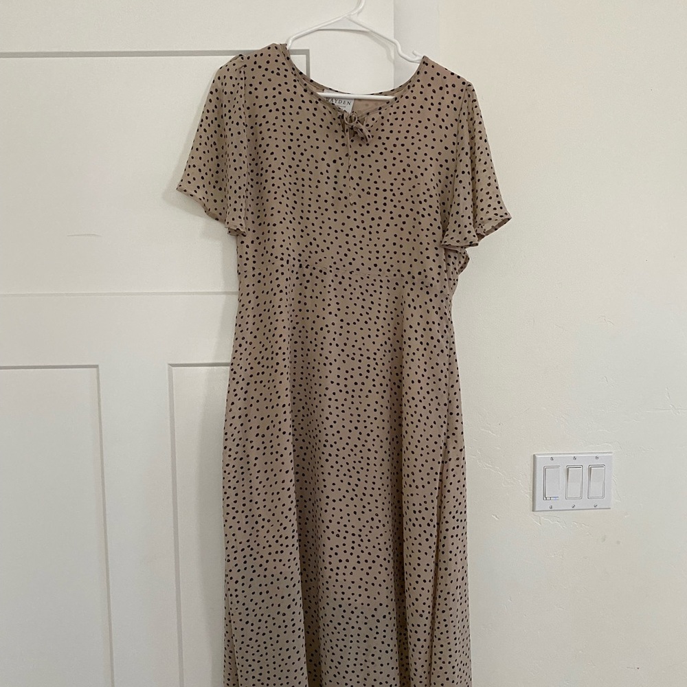 Polka dot beige midi dress NEW